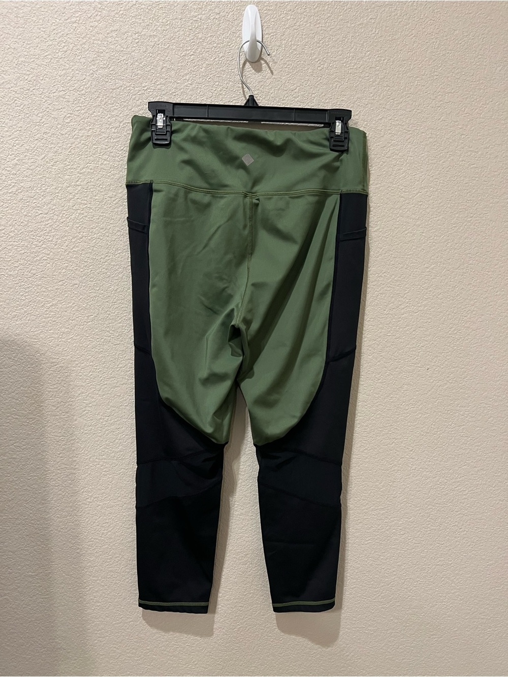 LuLaRoe Rise Fearless Cropped Athletic Leggings - Set of 3 - Picture 13 of 16